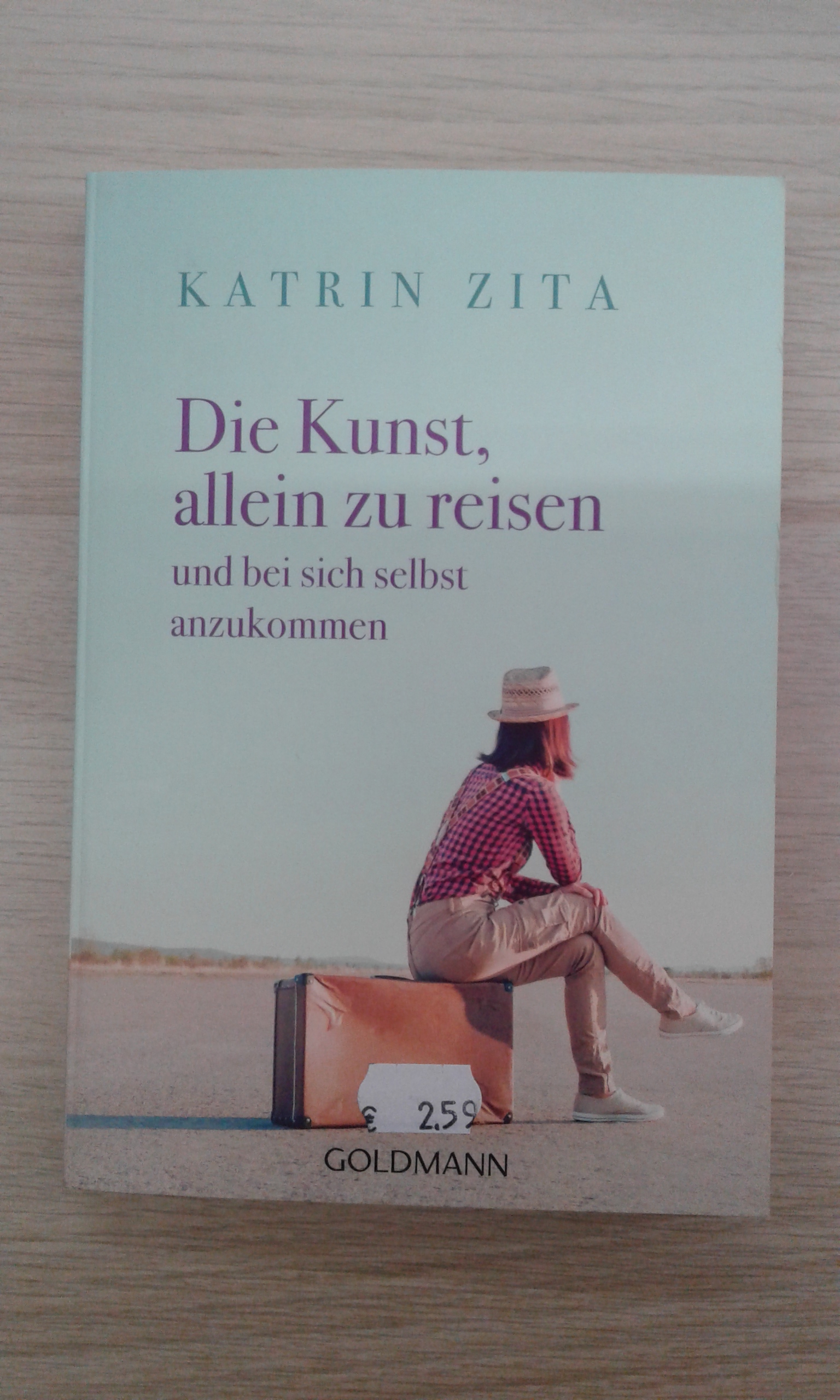 Zita, Die Kunst, allein zu reisen.