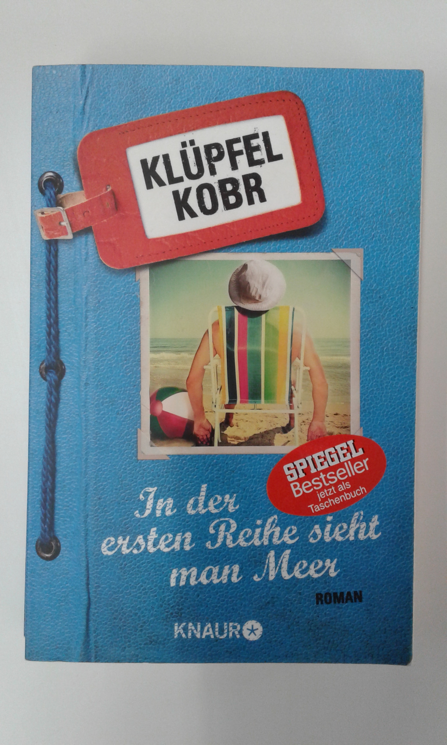 Klüpfel, In der ersten Reihe sieht man Meer.